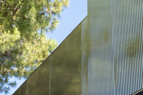 LINE - Rivestimento metallico lineare lucido